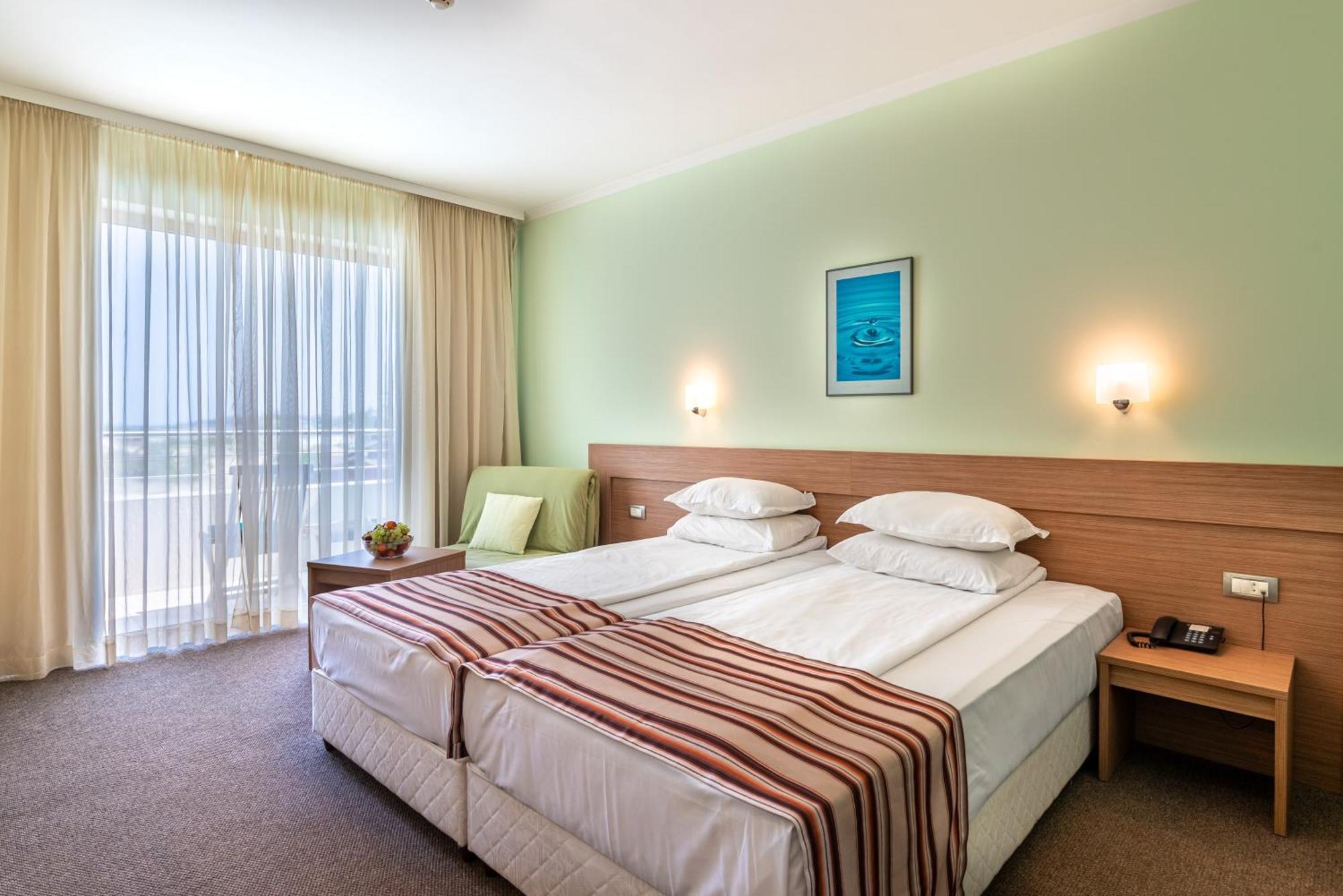 Jeravi Beach Hotel Sunny Beach Exterior photo